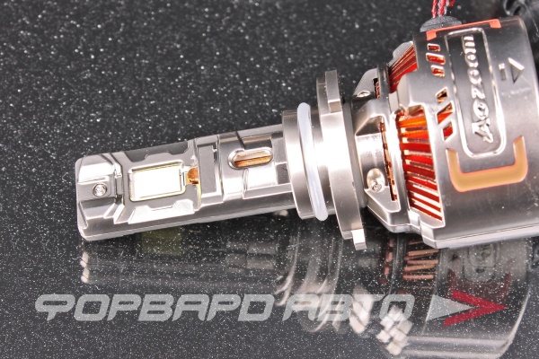 Светодиодные лампы головного света P13/9005/9006/9012  с вентилятором 12V 100W 11000Lm 5500K AOZOOM P13/HB3 12V
