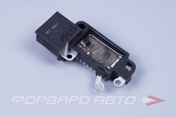 Реле регулятор генератора  Hitachi 14.3V\ Nissan Terrano 3.0 89-93 CARGO 135022